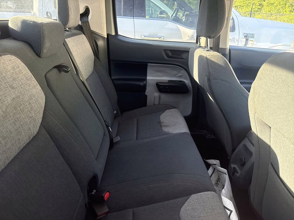 2024 Cactus Gray Ford Maverick XLT FWD Truck