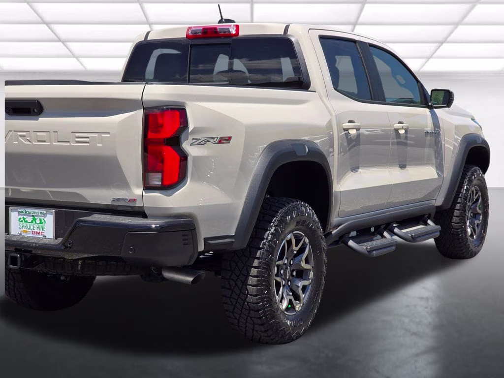 2026 White Sands Chevrolet Colorado ZR2 4X4 Truck