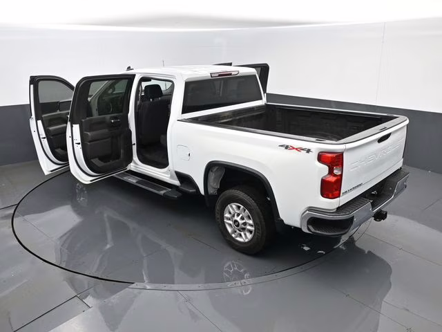 2022 Summit White Chevrolet Silverado 2500HD LT 4X4 Truck