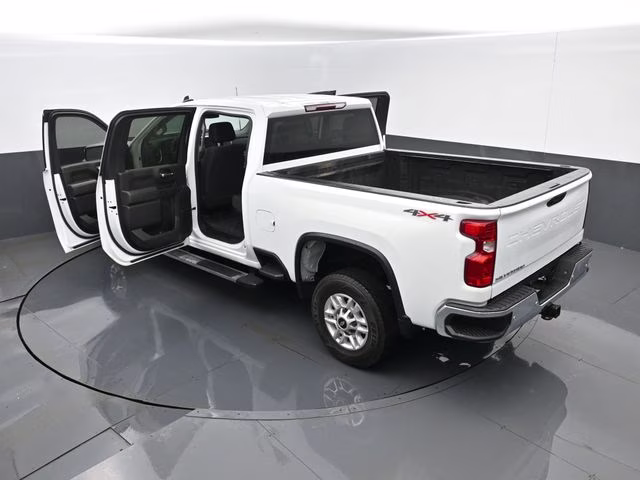 2022 Summit White Chevrolet Silverado 2500HD LT 4X4 Truck