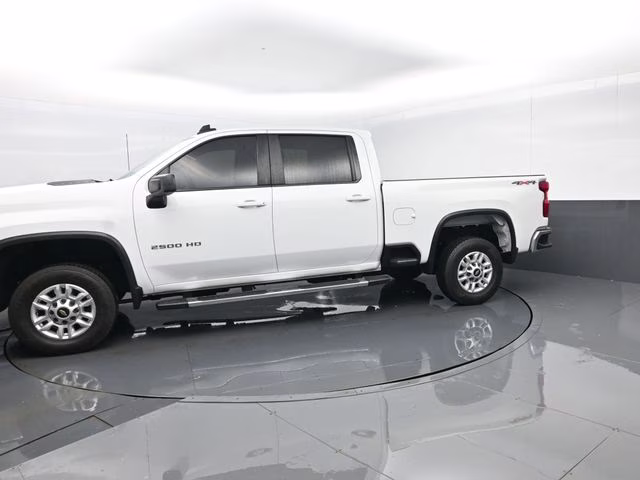 2022 Summit White Chevrolet Silverado 2500HD LT 4X4 Truck