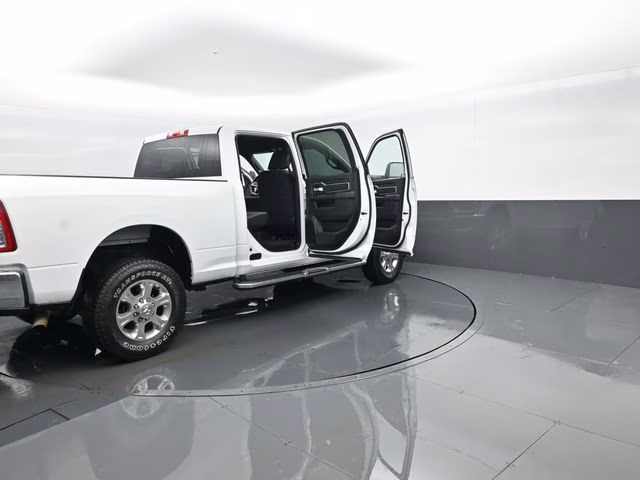 2024 Bright White Clearcoat Ram 2500 Big Horn 4X4 Truck
