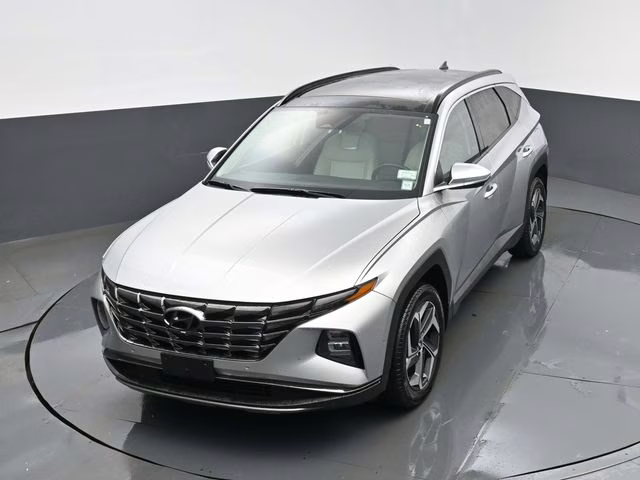 2023 Shimmering Silver Hyundai Tucson Limited AWD SUV
