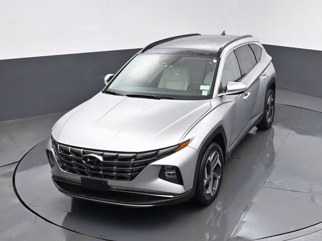 2023 Shimmering Silver Hyundai Tucson Limited AWD SUV
