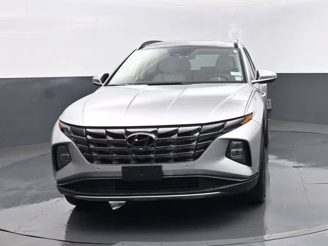 2023 Shimmering Silver Hyundai Tucson Limited AWD SUV