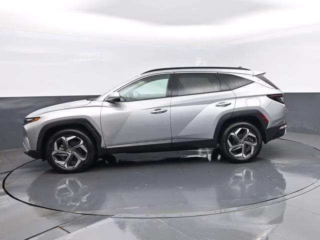 2023 Shimmering Silver Hyundai Tucson Limited AWD SUV