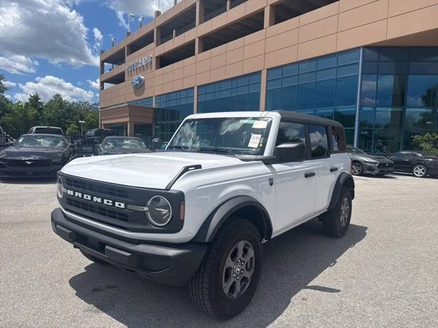 2025 Oxford White Ford Bronco Big Bend 4X4 Convertible