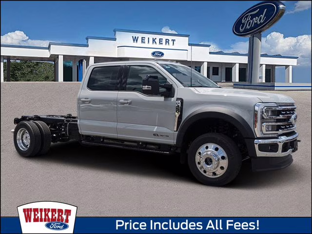 2026 Avalanche Ford Super Duty F-450 DRW Lariat 4X4 Chassis