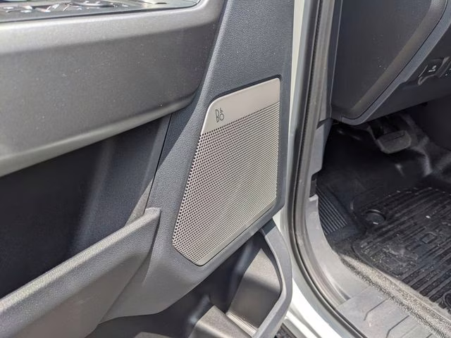 2026 Avalanche Ford Super Duty F-450 DRW Lariat 4X4 Chassis