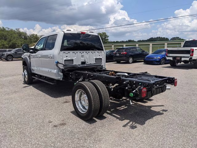 2026 Avalanche Ford Super Duty F-450 DRW Lariat 4X4 Chassis
