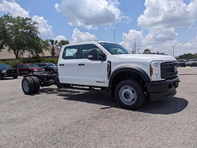 2026 Oxford White Ford Super Duty F-450 DRW XL 4X4 Chassis