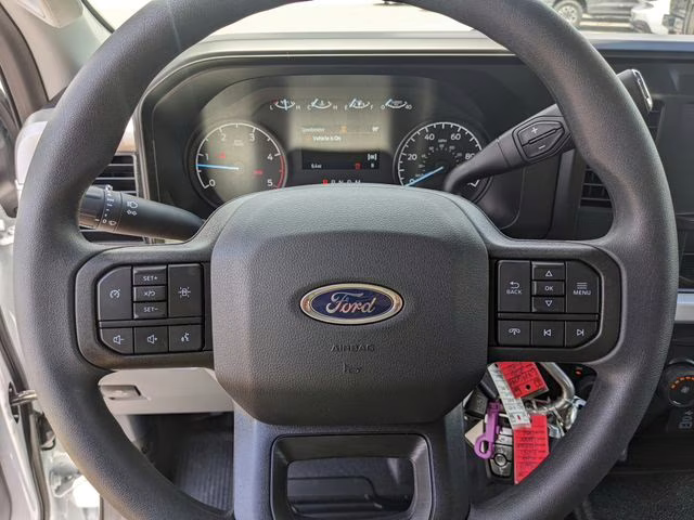 2026 Oxford White Ford Super Duty F-450 DRW XL 4X4 Chassis