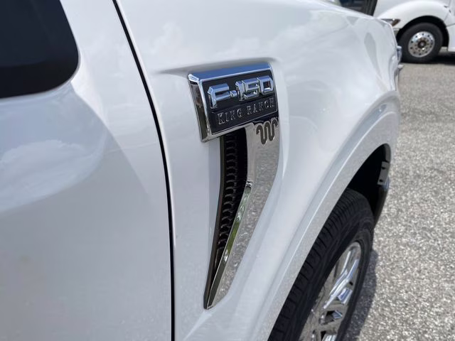 2026 Star White Metallic Tri-Coat Ford F-150 King Ranch 4X4 Truck