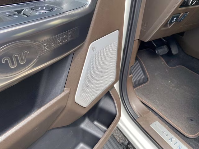 2026 Star White Metallic Tri-Coat Ford F-150 King Ranch 4X4 Truck