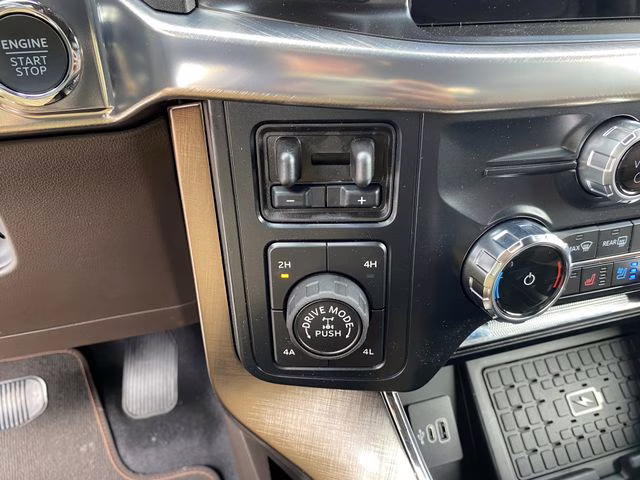 2026 Star White Metallic Tri-Coat Ford F-150 King Ranch 4X4 Truck