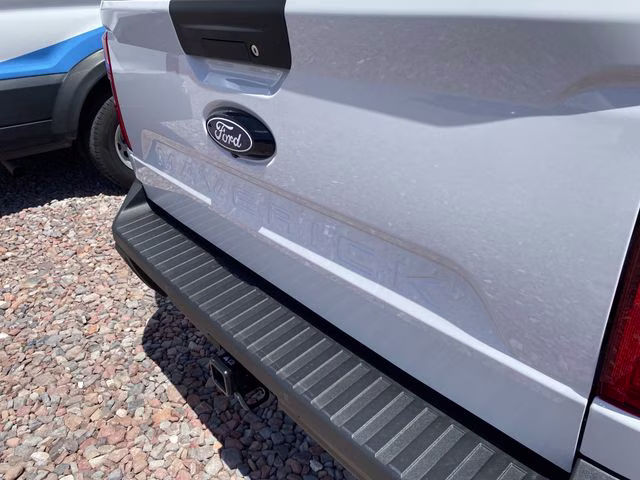 2025 Oxford White Ford Maverick XL AWD Truck