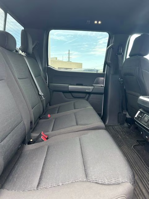 2023 Oxford White Ford F-150 XLT 4X4 Truck
