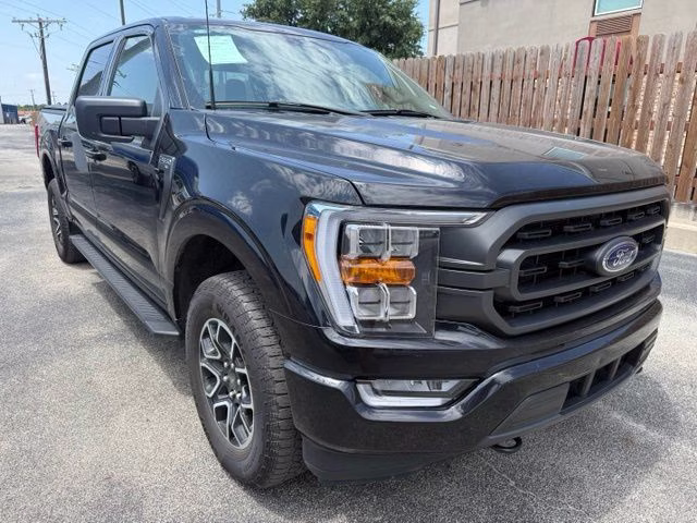 2023 Black Metallic Ford F-150 XLT 4X4 Truck