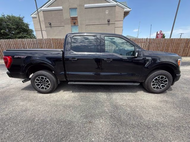 2023 Black Metallic Ford F-150 XLT 4X4 Truck