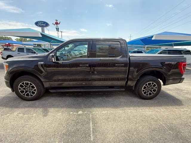 2023 Black Metallic Ford F-150 XLT 4X4 Truck