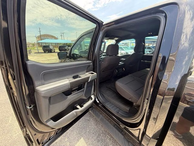 2023 Black Metallic Ford F-150 XLT 4X4 Truck