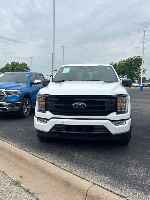 2023 Oxford White Ford F-150 XLT 4X4 Truck
