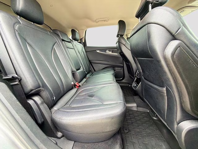 2023 Gray Metallic Lincoln Nautilus Standard AWD SUV
