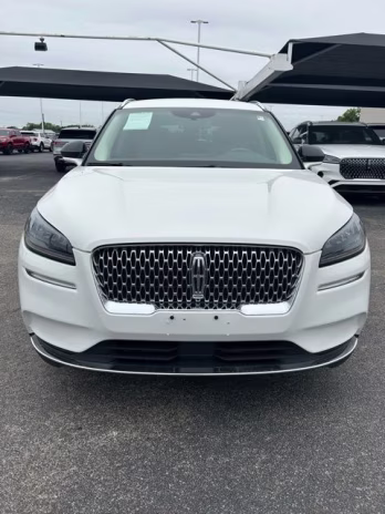 2022 White Metallic Lincoln Corsair Standard FWD SUV