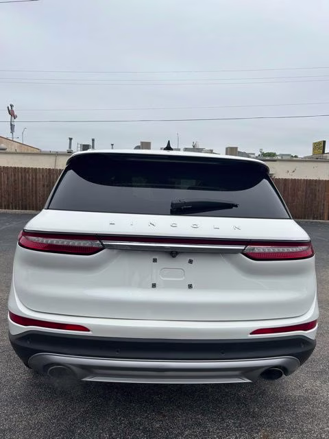 2022 White Metallic Lincoln Corsair Standard FWD SUV
