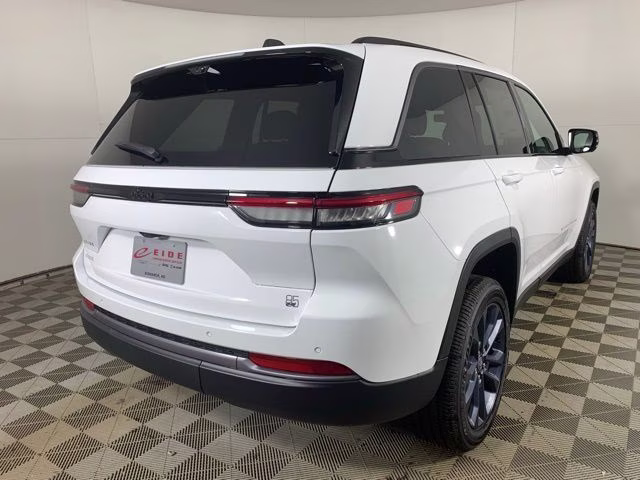 2026 Bright White Clearcoat Jeep Grand Cherokee 85th Anniversary Edition 4X4 SUV
