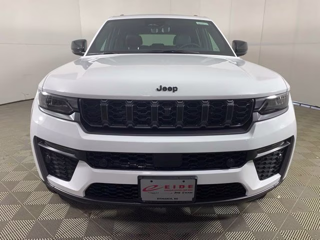 2026 Bright White Clearcoat Jeep Grand Cherokee 85th Anniversary Edition 4X4 SUV
