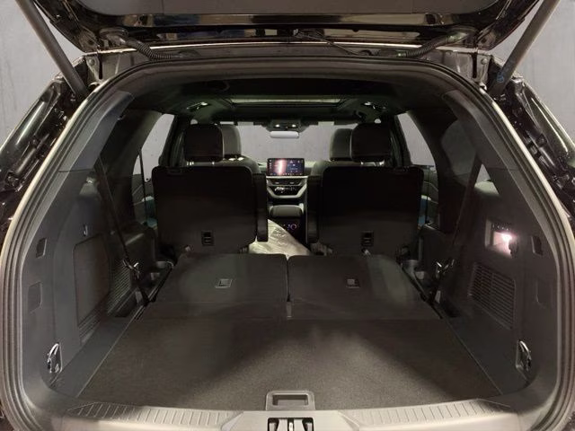 2026 Agate Black Metallic Ford Explorer Tremor 4X4 SUV