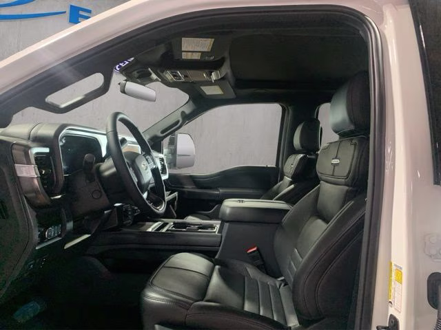 2026 Star White Metallic Tri-Coat Ford Super Duty F-350 DRW 4X4 Truck