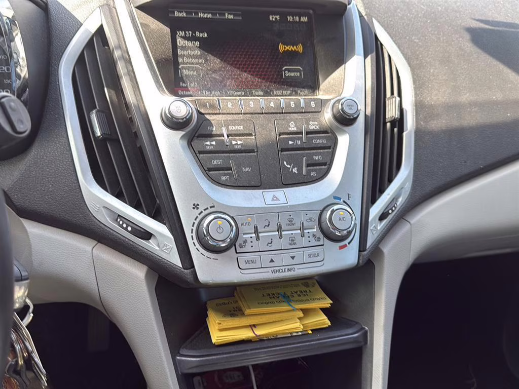 2017 White Frost Tricoat GMC Terrain SLT FWD SUV