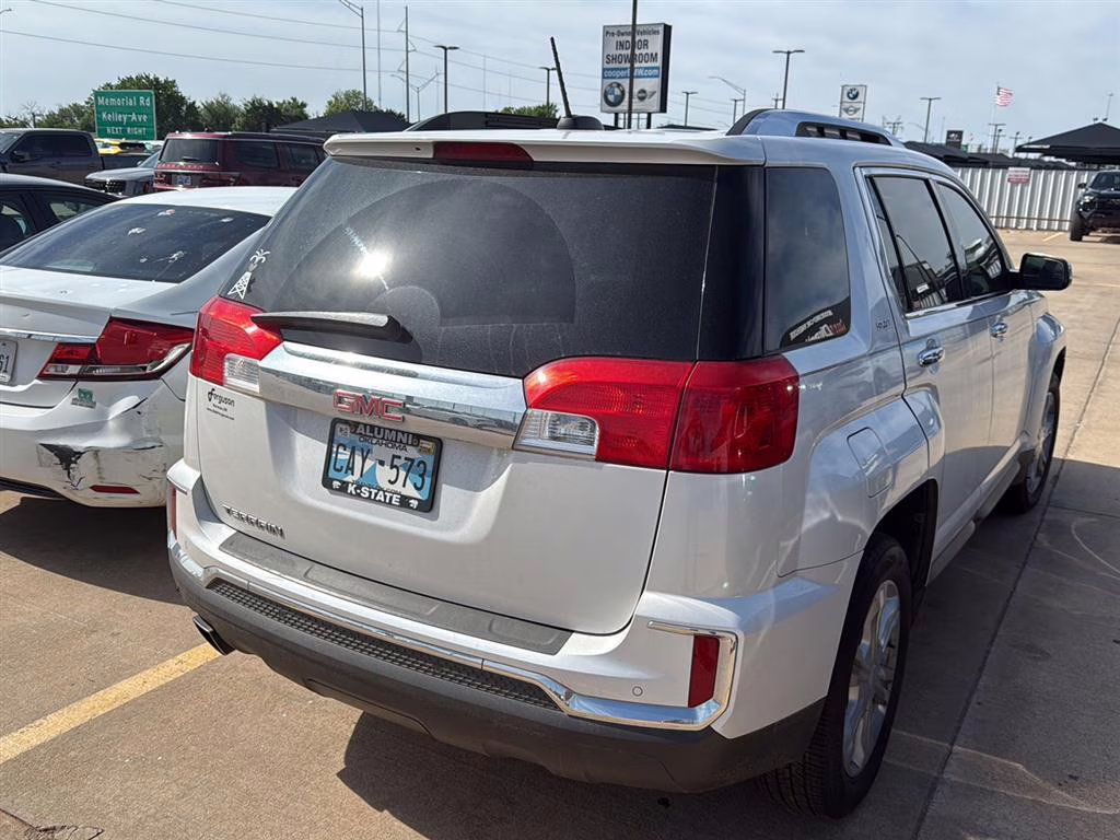 2017 White Frost Tricoat GMC Terrain SLT FWD SUV