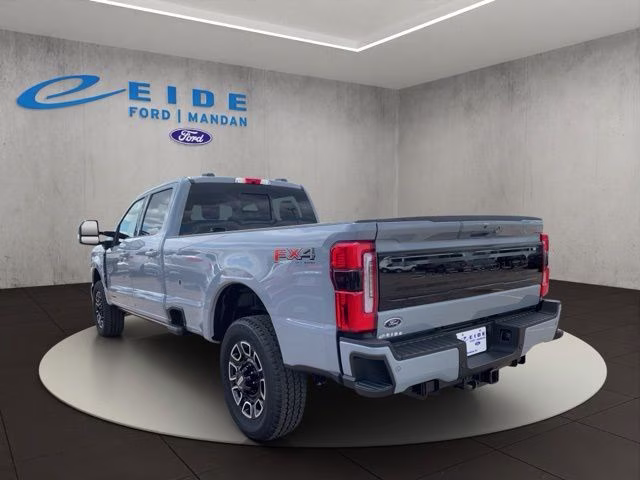 2026 Glacier Gray Metallic Tri-Coat Ford Super Duty F-350 SRW Platinum 4X4 Truck