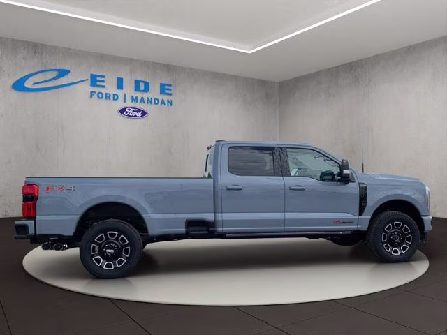 2026 Glacier Gray Metallic Tri-Coat Ford Super Duty F-350 SRW Platinum 4X4 Truck