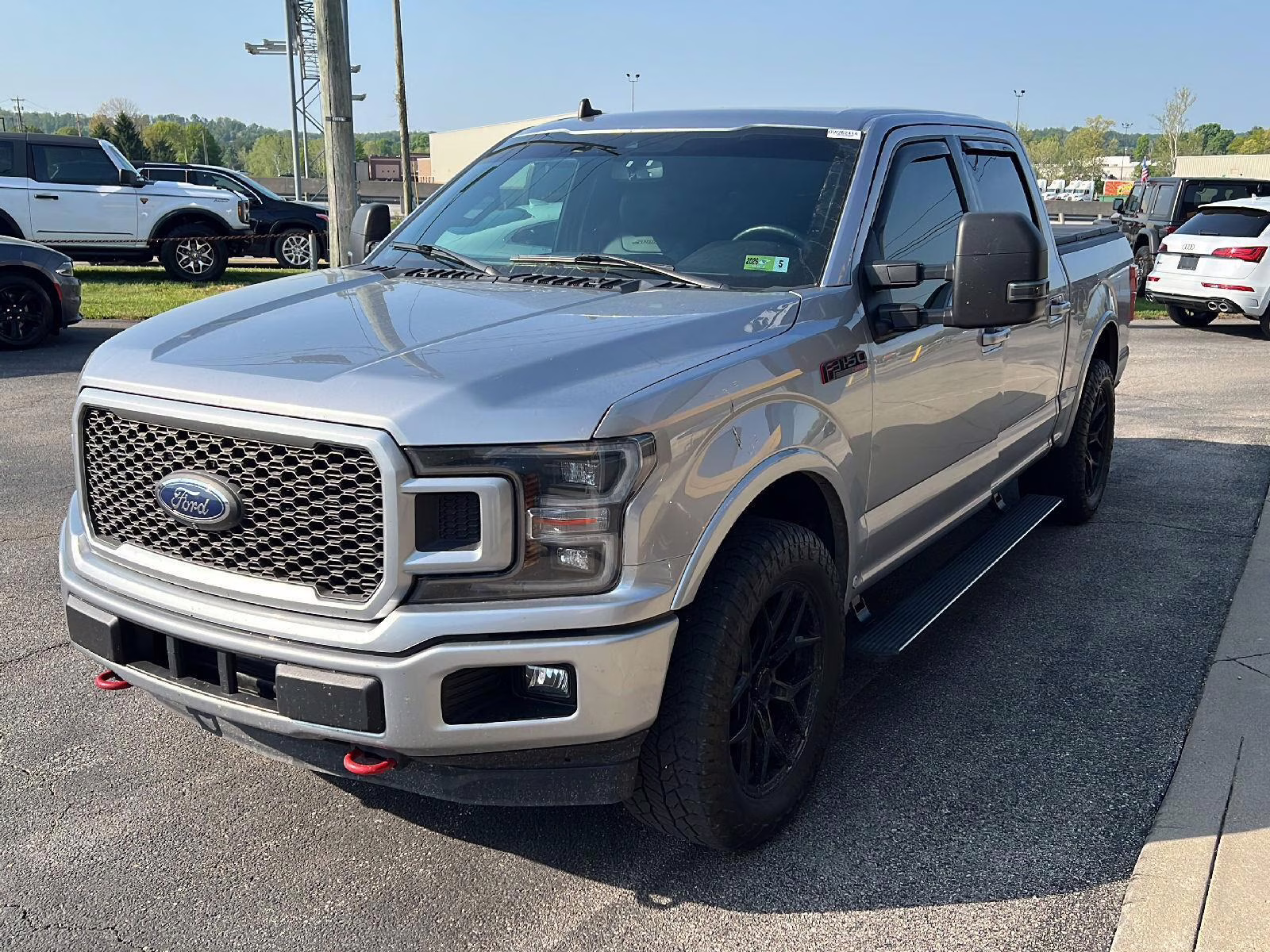 2020 Iconic Silver Ford F-150 LARIAT 4X4 Truck