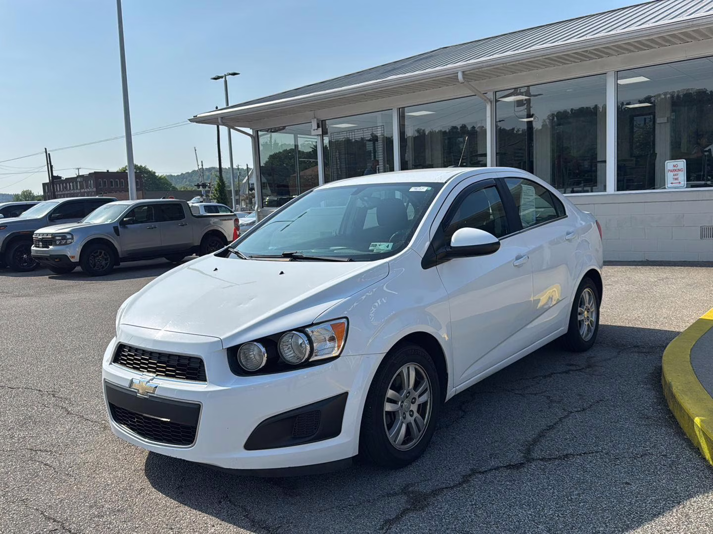 2015 Summit White Chevrolet Sonic LT FWD Sedan