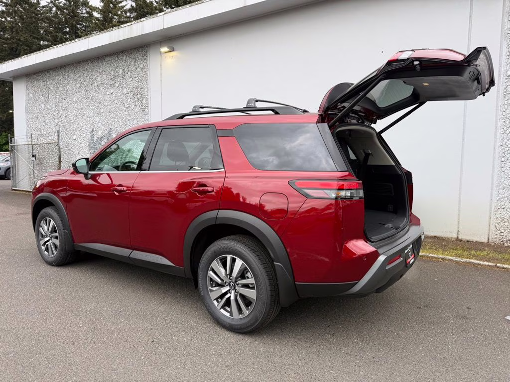 2026 Scarlet Ember Tintcoat Nissan Pathfinder SL 4X4 SUV