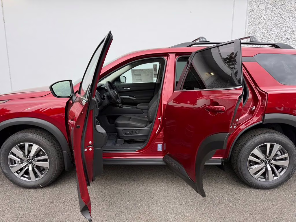 2026 Scarlet Ember Tintcoat Nissan Pathfinder SL 4X4 SUV