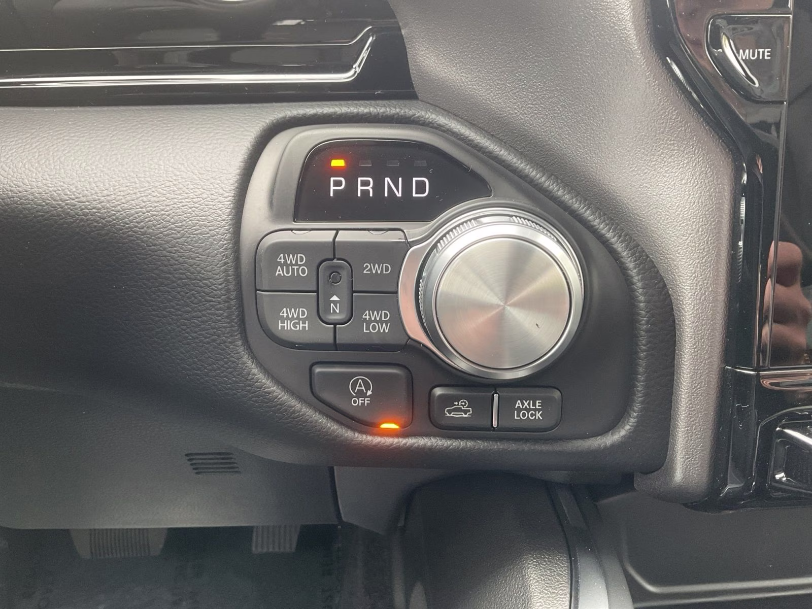 2026 Diamond Black Crystal Pearlcoat Ram 1500 Laramie 4X4 Truck
