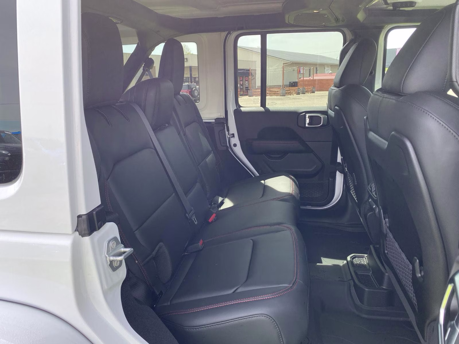 2026 Bright White Clearcoat Jeep Wrangler Rubicon 4X4 4-door