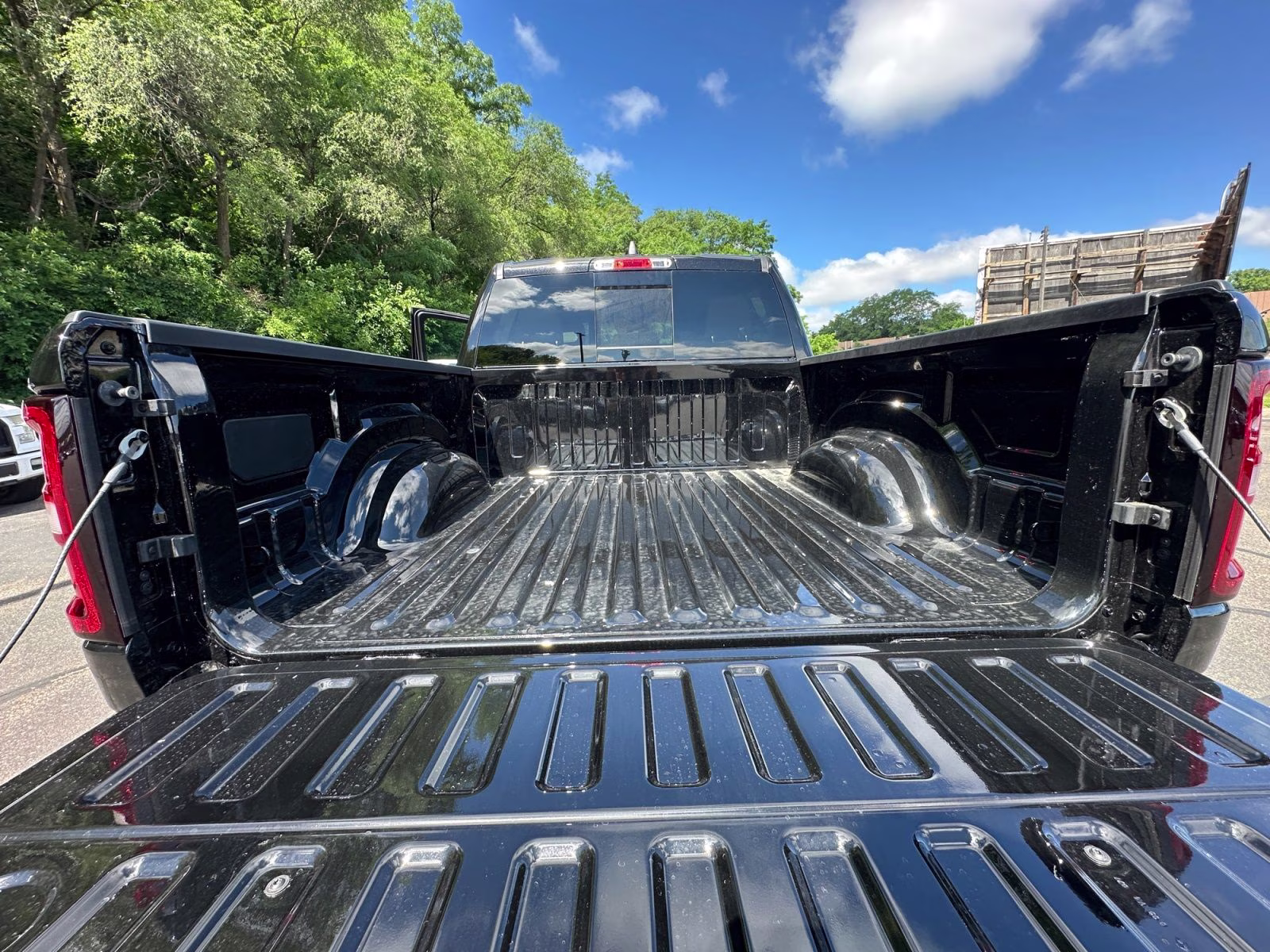2026 Diamond Black Crystal Pearlcoat Ram 1500 Big Horn/Lone Star 4X4 Truck