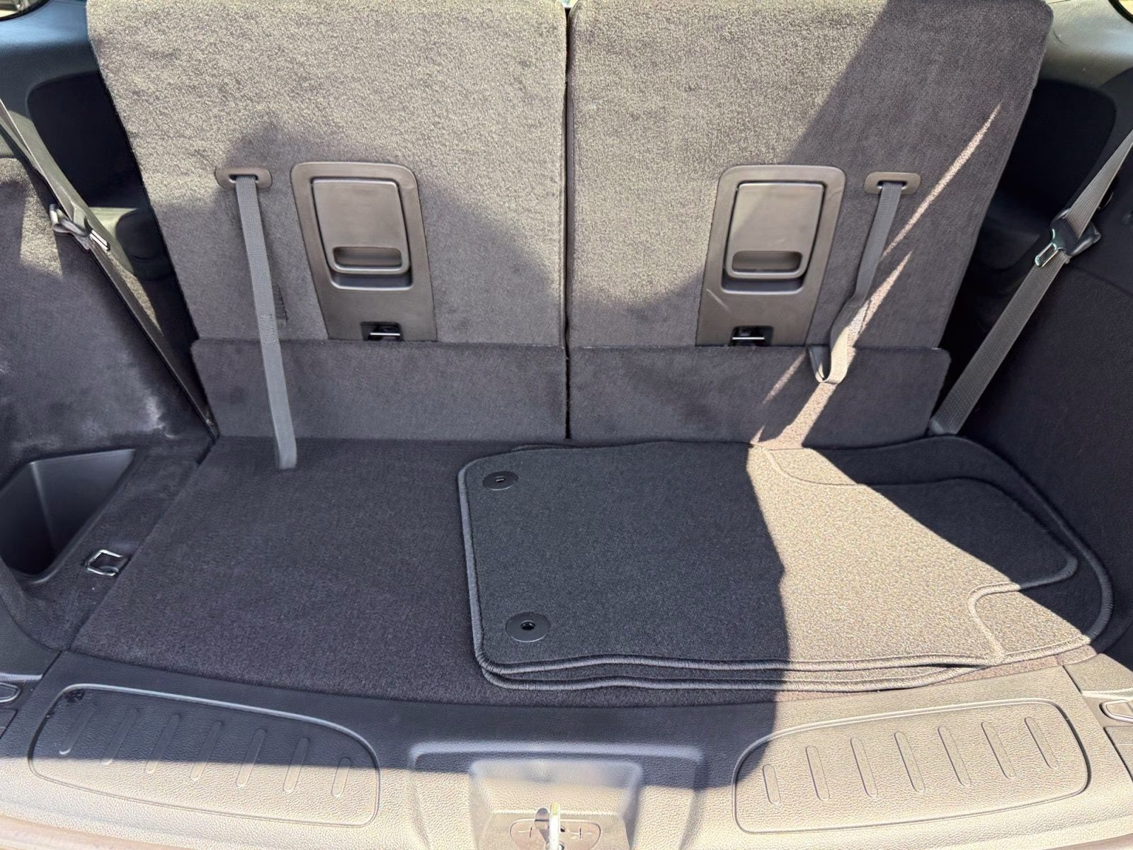 2026 Destroyer Gray Clearcoat Dodge Durango GT Plus HEMI V8 AWD SUV