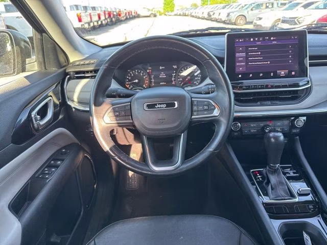 2022 Sting-Gray Clearcoat Jeep Compass Limited 4X4 SUV
