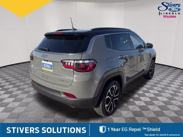 2022 Sting-Gray Clearcoat Jeep Compass Limited 4X4 SUV