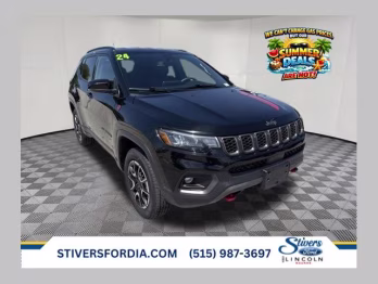 2024 Diamond Black Crystal Pearlcoat Jeep Compass Trailhawk 4X4 SUV