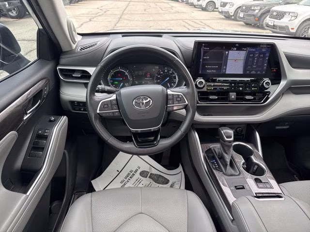2020 Moon Dust Toyota Highlander Hybrid Platinum AWD SUV