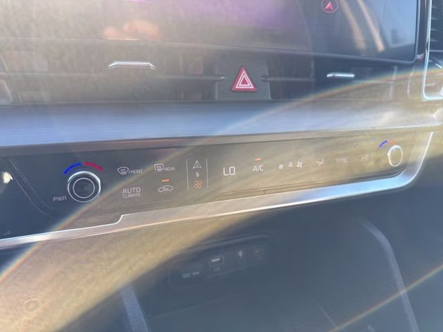 2023 Glacial White Pearl Kia Sportage EX AWD SUV